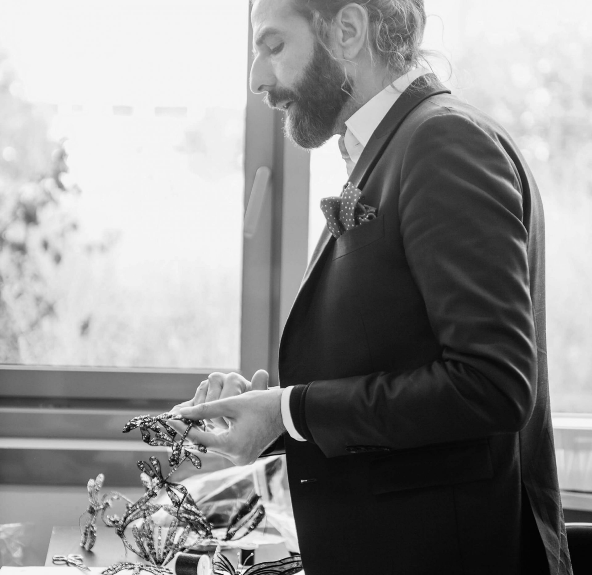 09_img-background-john