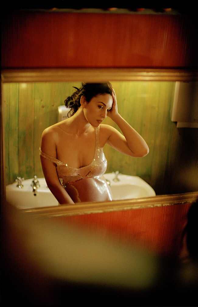 ©Dominique-Issermann---ELLE-France---Monica-Bellucci-2_RED