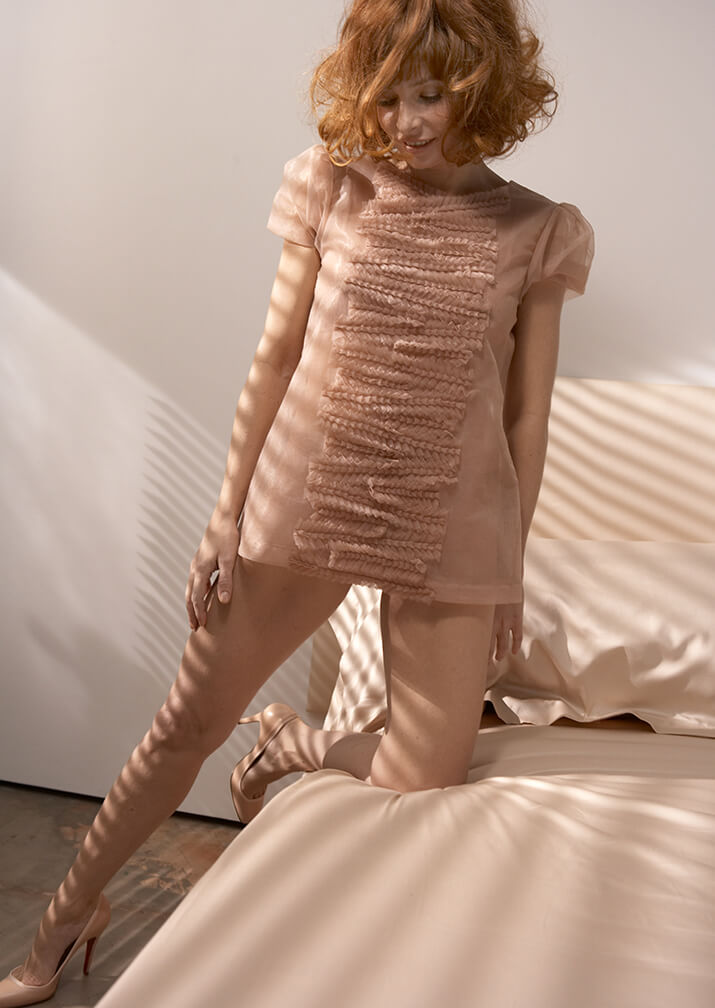 Farmer-Mylene_John-Nollet_4146_1191_RED