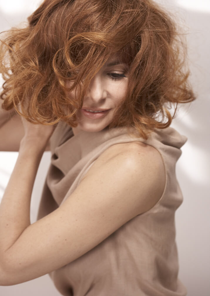 Farmer-Mylene_John-Nollet_4146_3203_RED