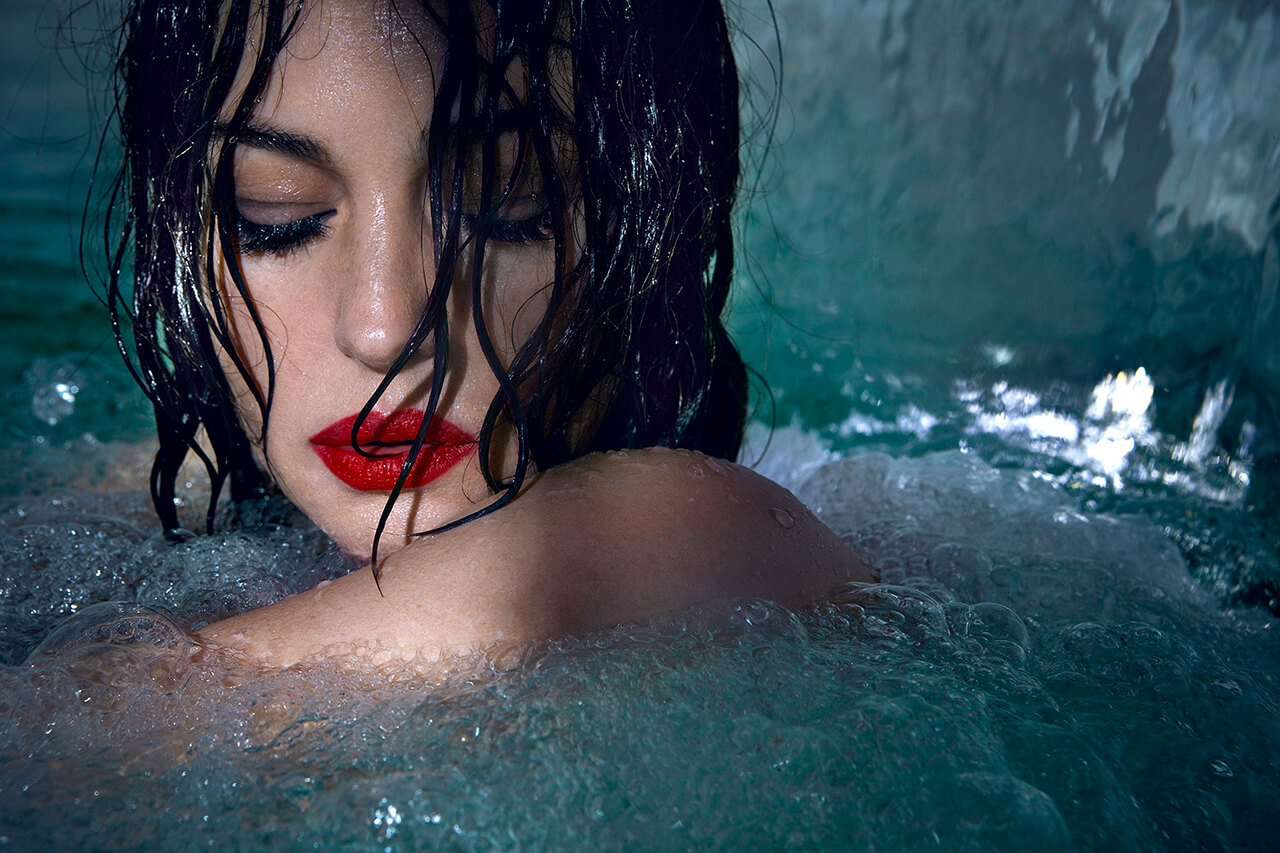 Ralph-Wenig-Photographer-Monica-Bellucci-15_RED