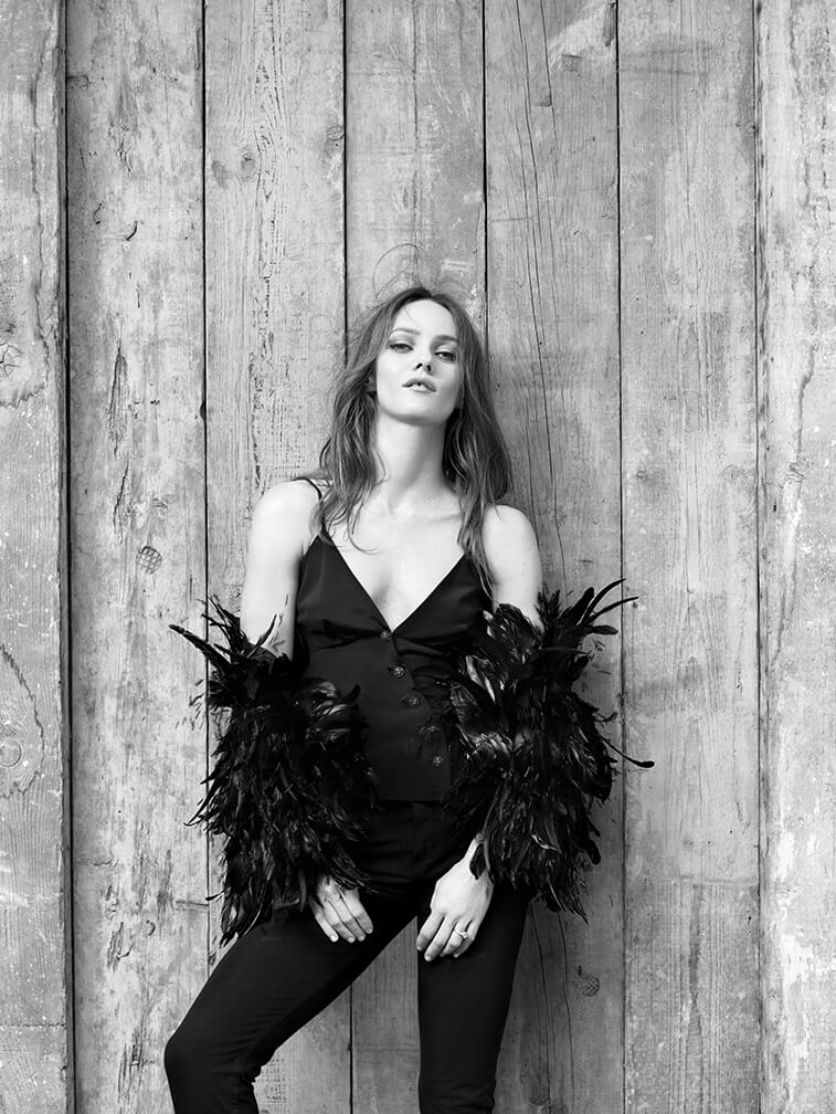 VANESSA_CHANEL_14_RED