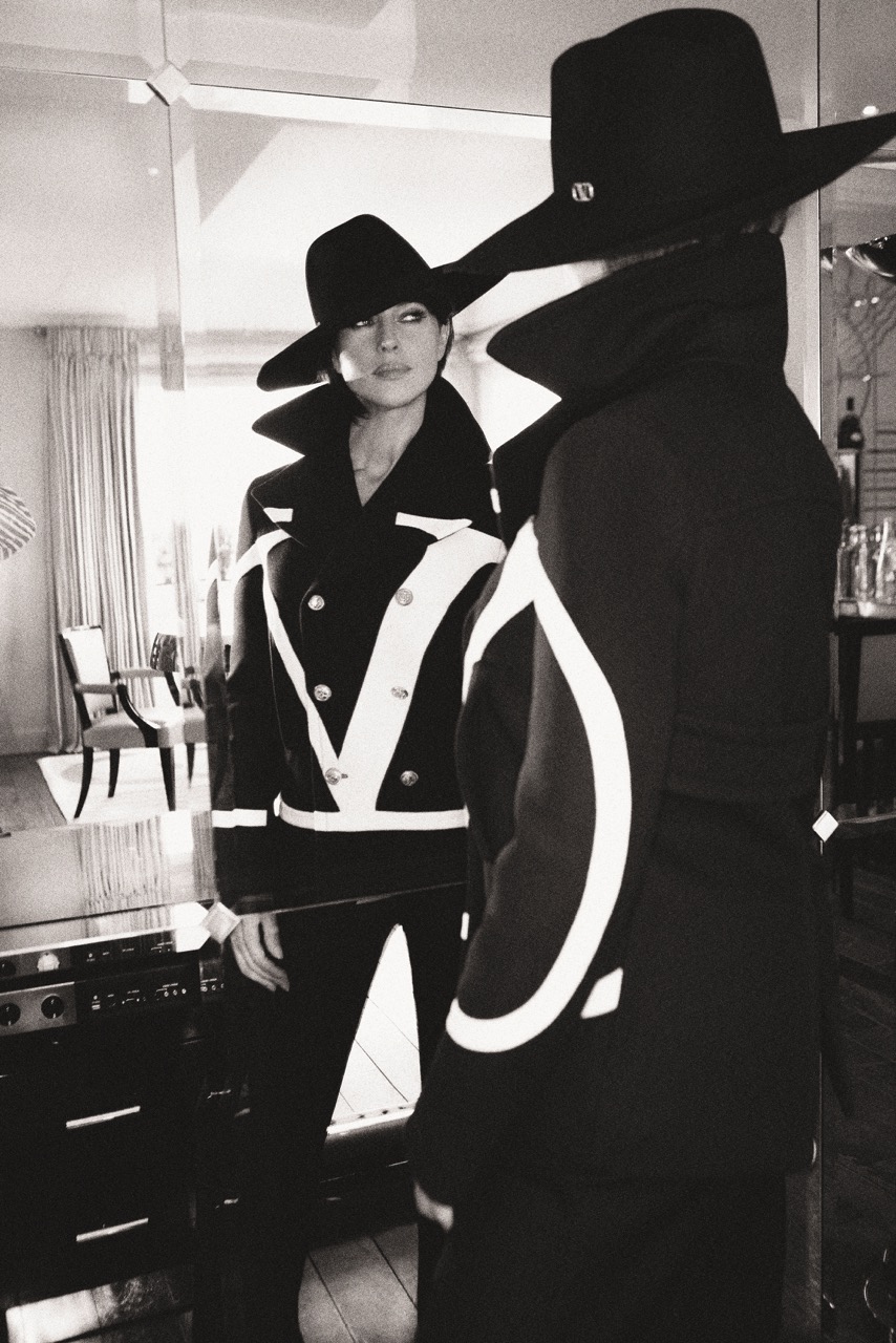 Monica-03-5129_b+w-grain2