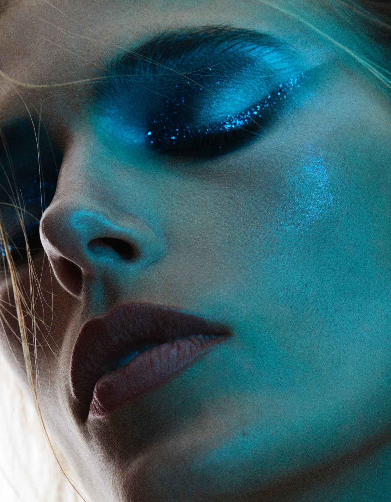 2022-05-07_VOGUE_GREECE_04_038